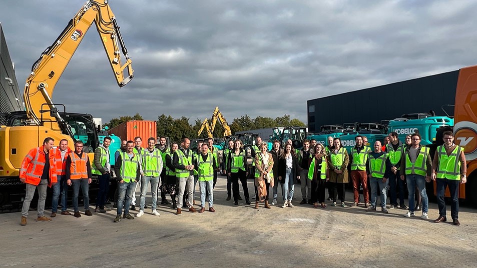 Platform_Jonge_Waterbouwers_op_bezoek_bij_Van_der_Vlist_Vereniging_van_Waterbouwers