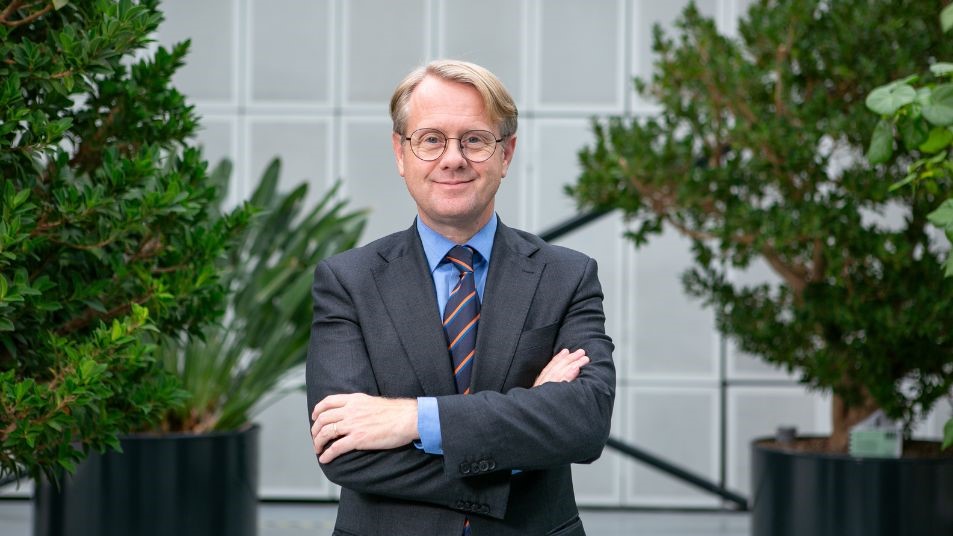 De Waterbouwer-Minister Tieman