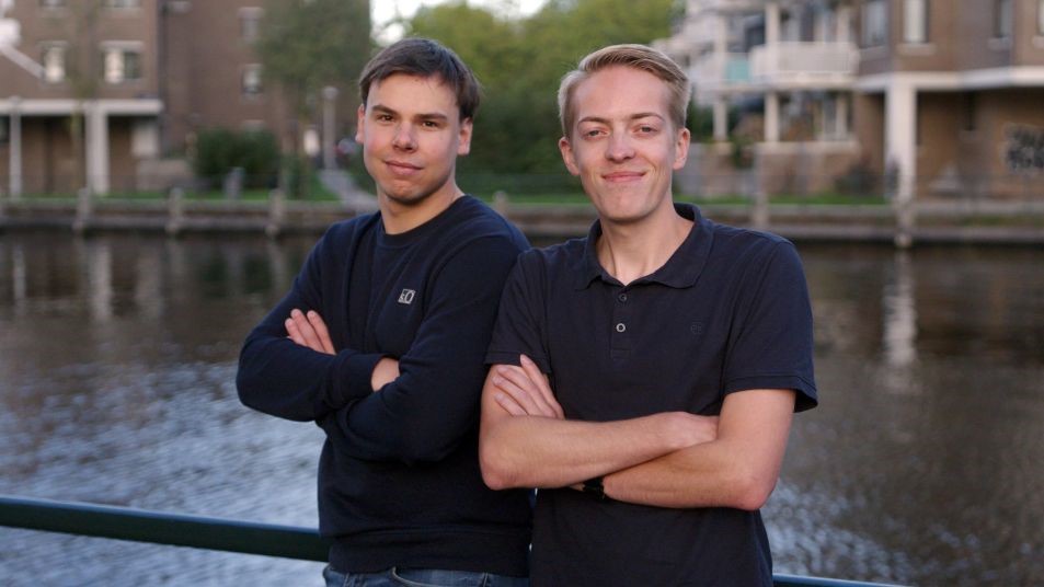 Nominatie Waterbouwprijs- Monitoring van met Buoycrete versterkte historische Amsterdamse kademuren - Erik ter Maten en Robin Jager